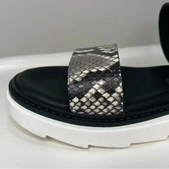 Ateliers Snakeskin Print Platform Sandal - Picture 4 of 13